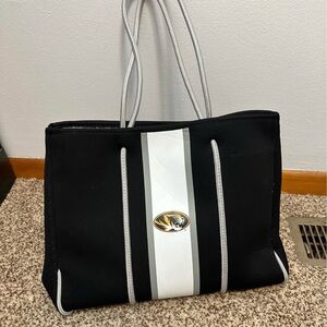 Laken Paige Neoprene Collegiate tote
Licensed- Missouri tigers